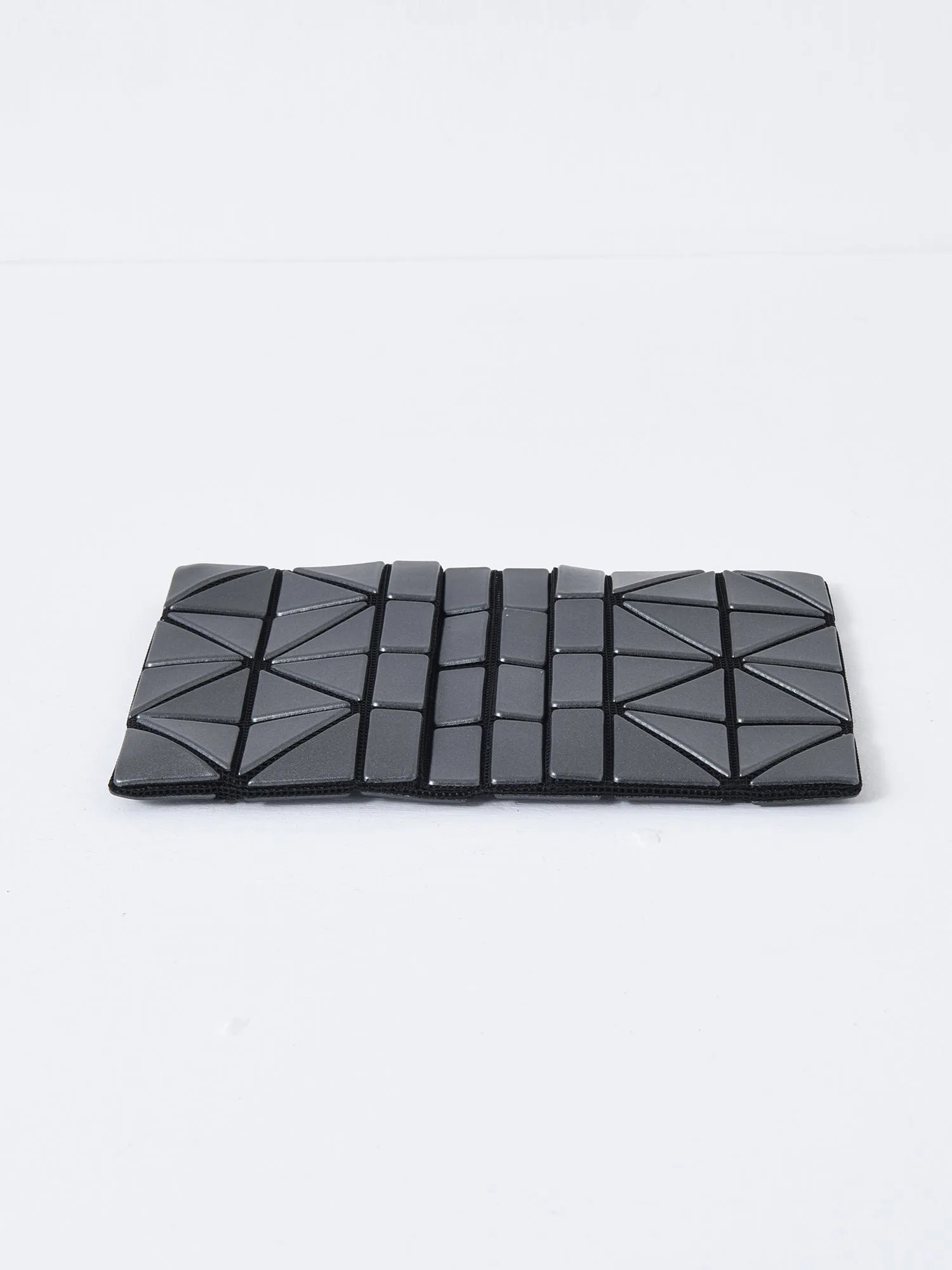 CARD CASE_94-GUNMETAL_BB46AG751